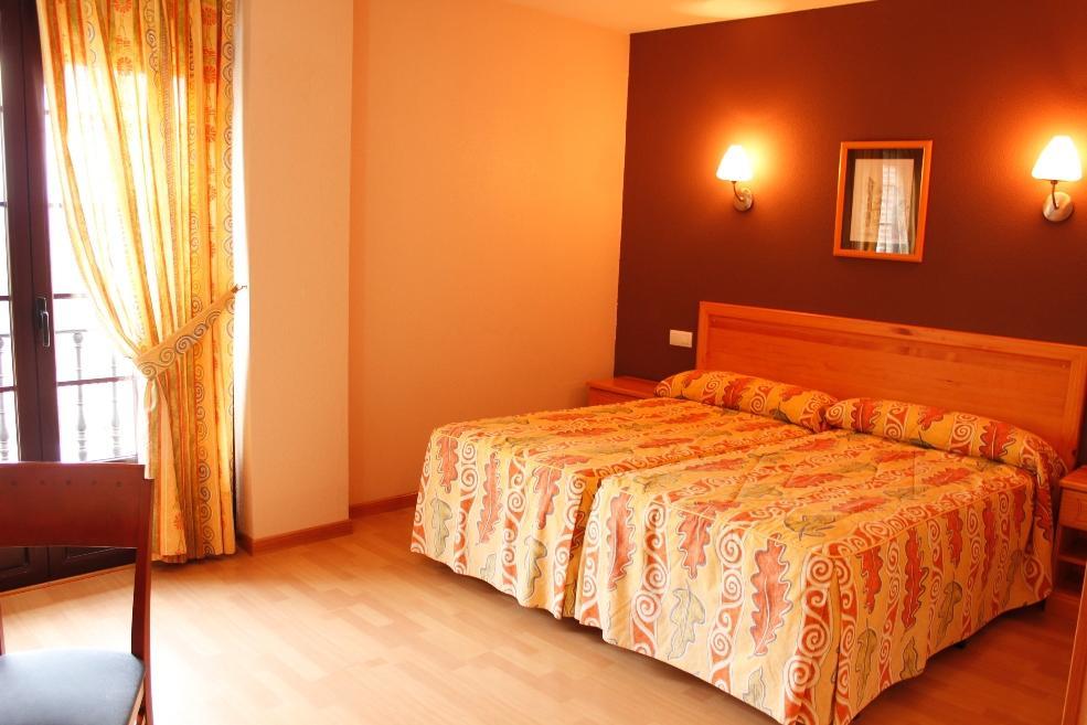 Casa Martin Hotel Poza de la Sal Bagian luar foto