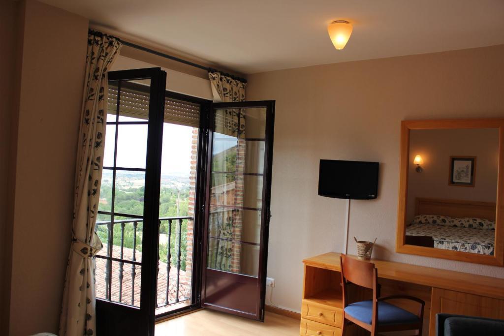 Casa Martin Hotel Poza de la Sal Ruang foto